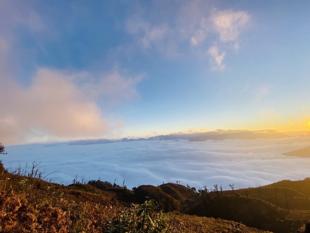 Trekking núi Lảo Thẩn-chạm tay vào thiên nhiên