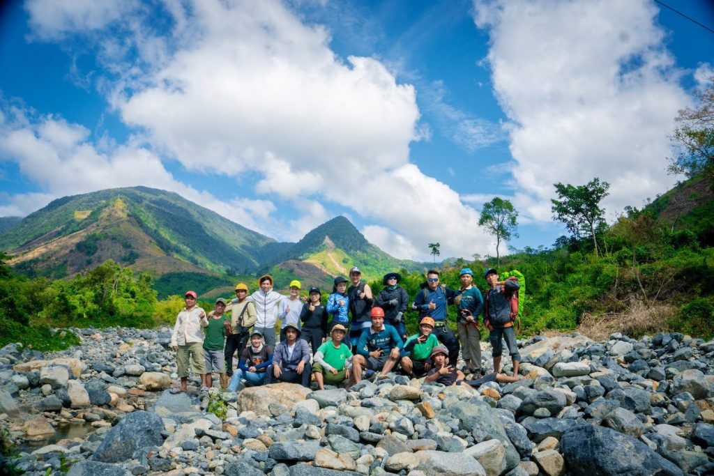 Tổ Ong Adventure luôn đồng hành cùng bạn