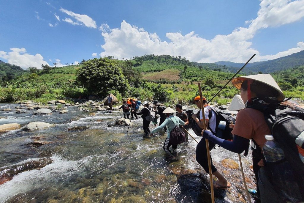 Bộ môn trekking - Thể dục thể thao cùng với thiên nhiên 