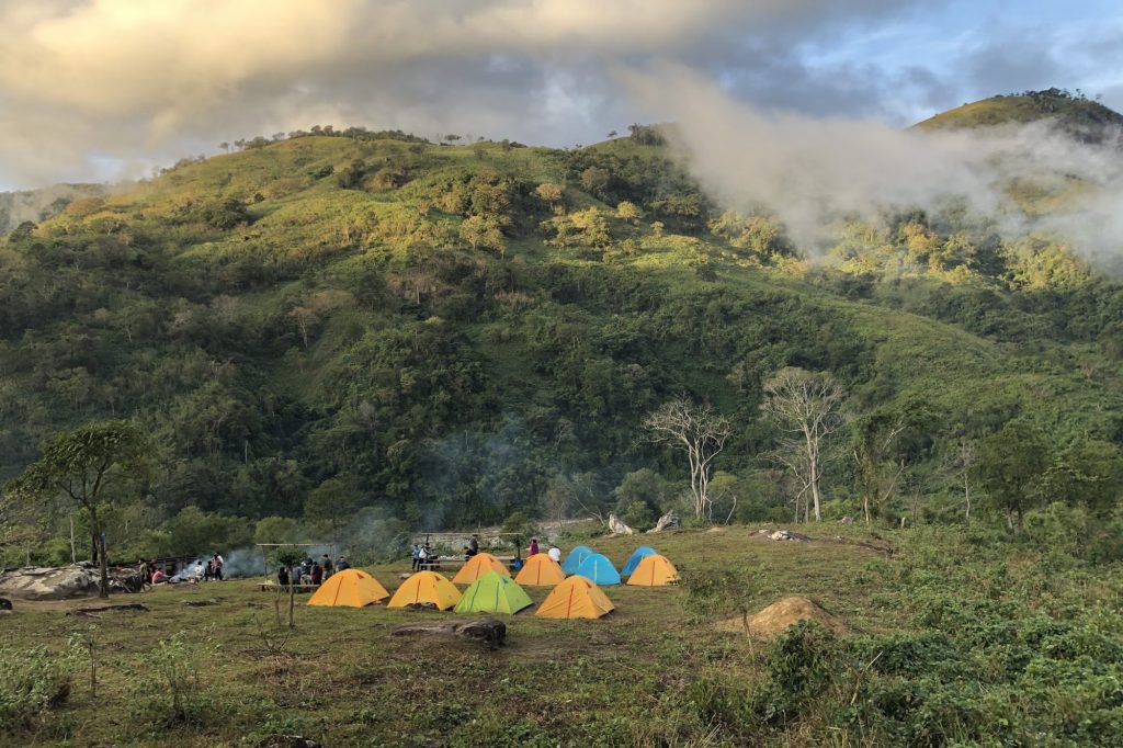 Điểm đến và lộ trình là điều đầu tiên bạn cần nắm rõ trong cẩm nang trekking