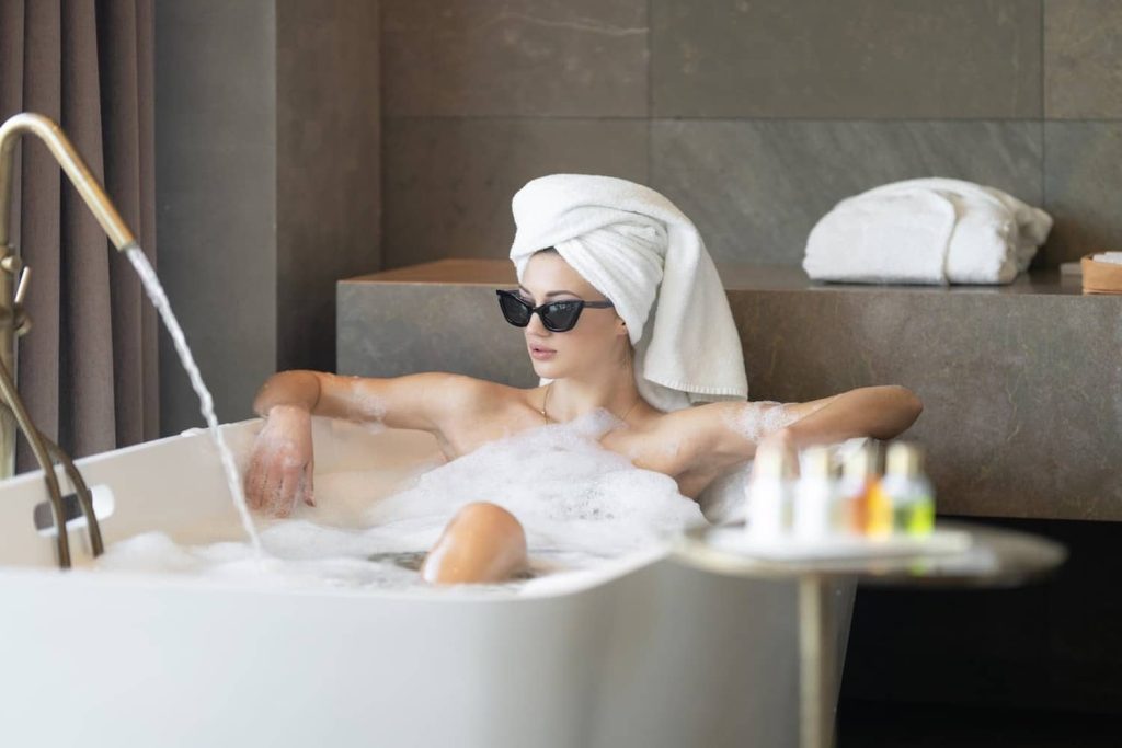 Chăm sóc bản thân trong mùa dịch