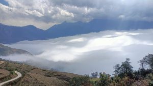 Lảo-Thẩn-thơ-mộng-níu-chân-người-về
