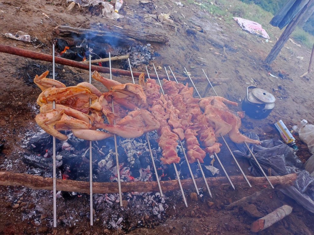 Thịt nướng là một lựa chọn tuyệt vời tại Tà Năng