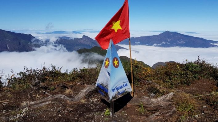Đặt lại đỉnh chóp Ky Quan San