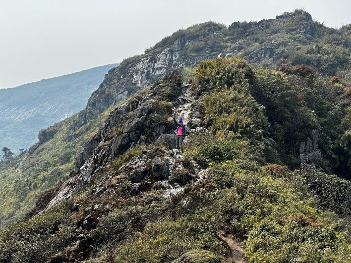 Đường trekking Bạch Mộc Lương Tử (Ky Quan San)