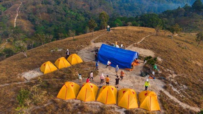 Khu cắm trại của tour Tà Năng - Phan Dũng nhìn từ trên cao