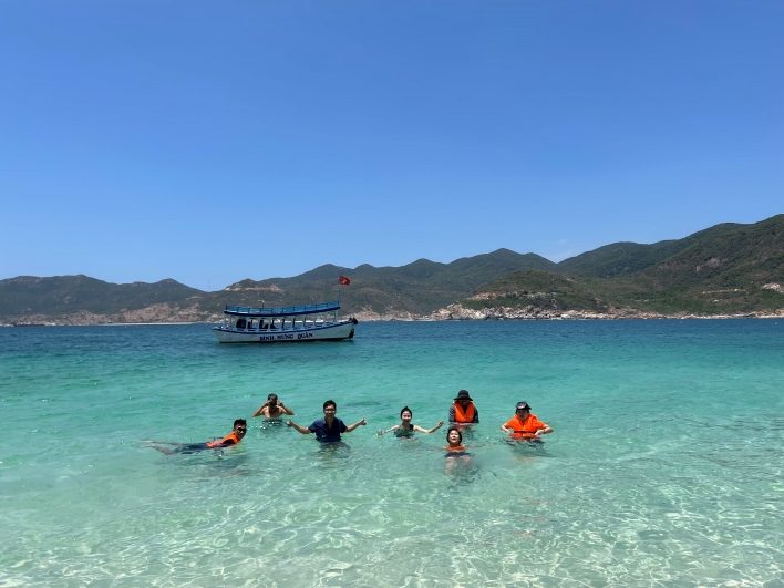 Biển đảo Bình Hưng trong cung hiking Ngũ Long Công Chúa