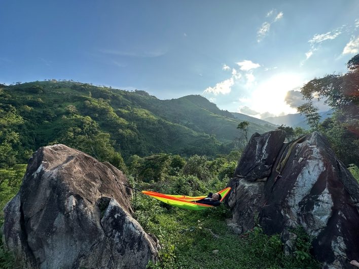 Tour Tà Giang Tổ Ong