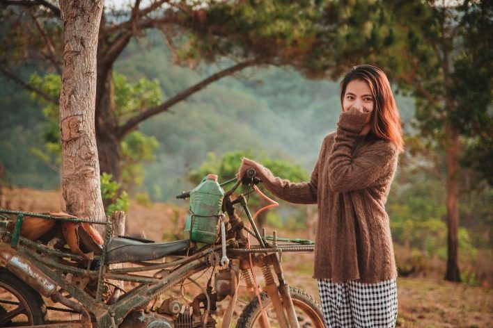 Dùng bộ lọc màu nâu ấm
