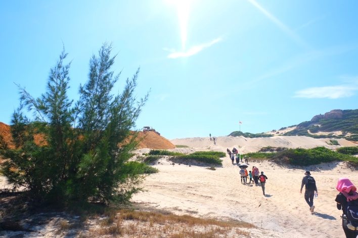 Đoàn tour Cực Đông trọn gói