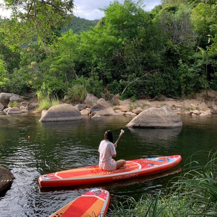 Tour Ngũ Long Công Chúa Tổ Ong