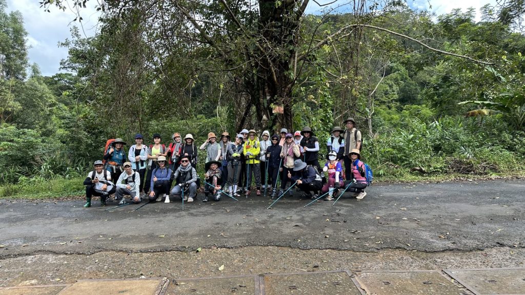 Team building với tour walking Bù Gia Mập