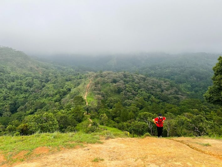 Cùng Tổ Ong hiking cung đường xanh mát