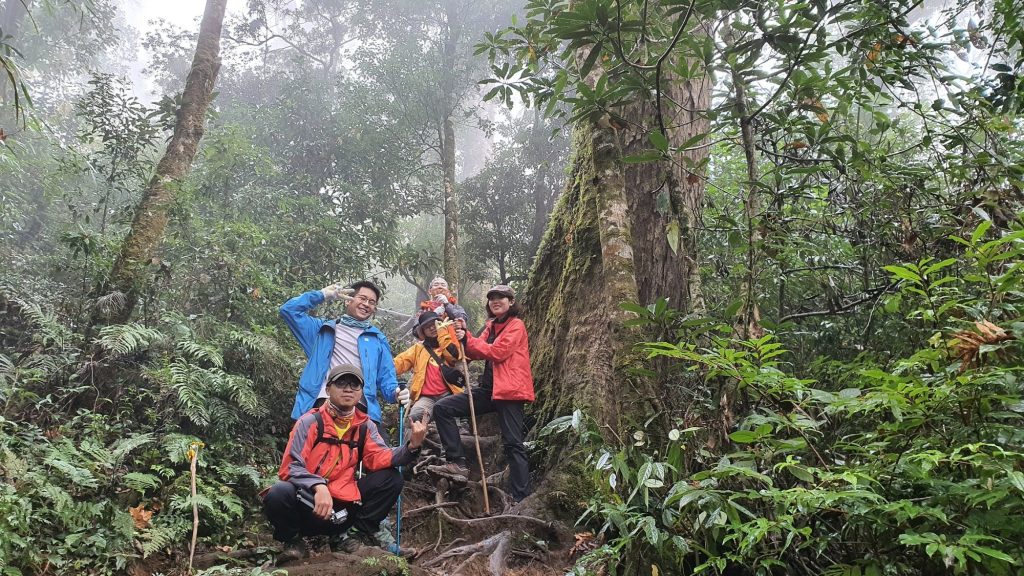 Đồ giữ ấm cơ thể khi trekking
