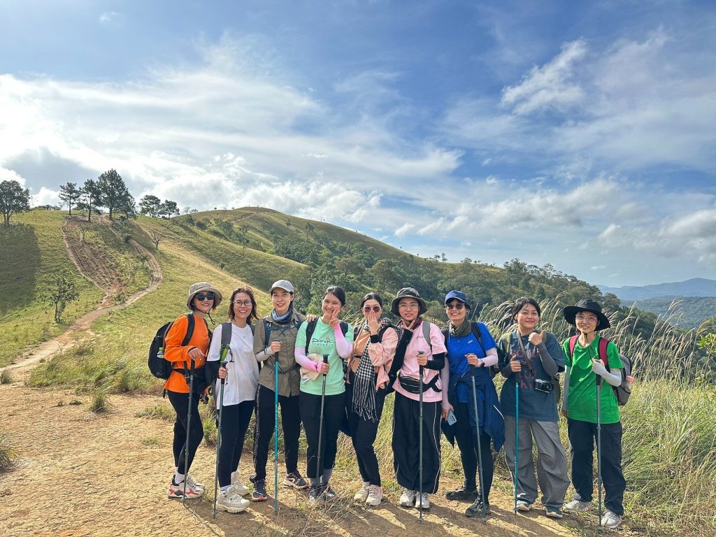 Chuẩn bị thuốc chống côn trùng đầy đủ để có chuyến đi trekking an toàn