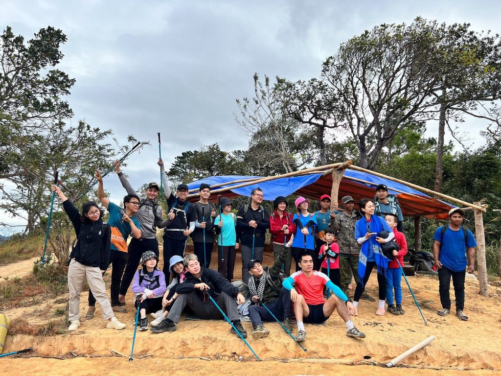 Chinh phục cung trekking Tả Liên Sơn cùng Tổ Ong Adventure 