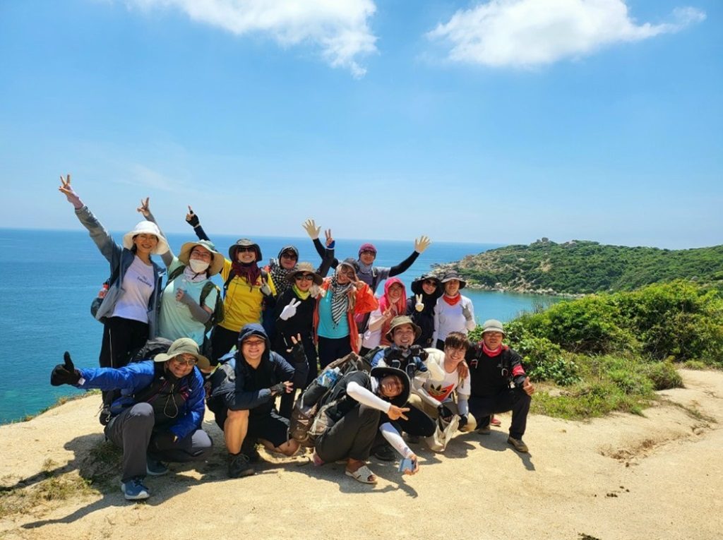 Chinh phục Cực Đông cùng Tổ Ong Adventure