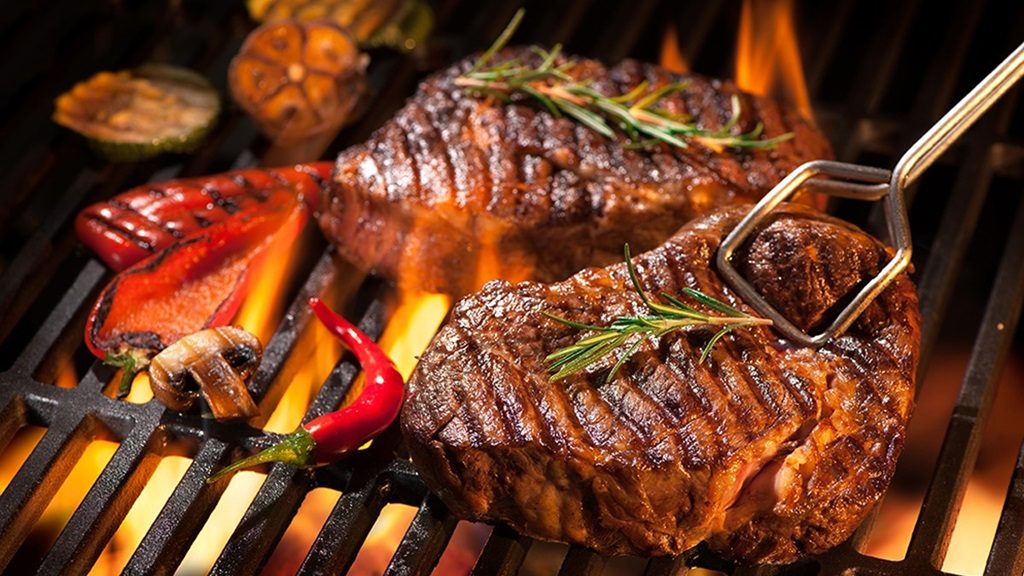 Thưởng thức tiệc nướng BBQ trong rừng một trải nghiệm đáng nhớ