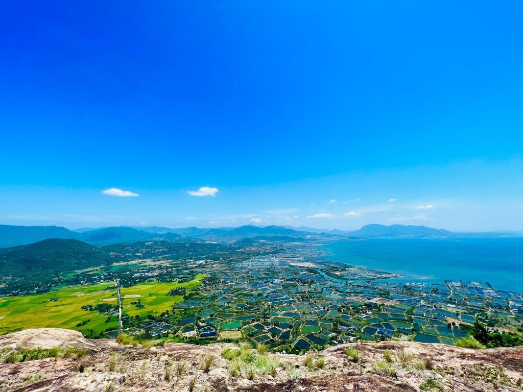 View triệu đô trong tour Ngũ Long Công Chúa