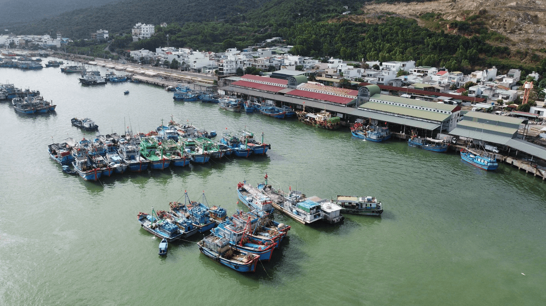 Hòn Rớ - view ngắm toàn cảnh thành phố tuyệt đẹp