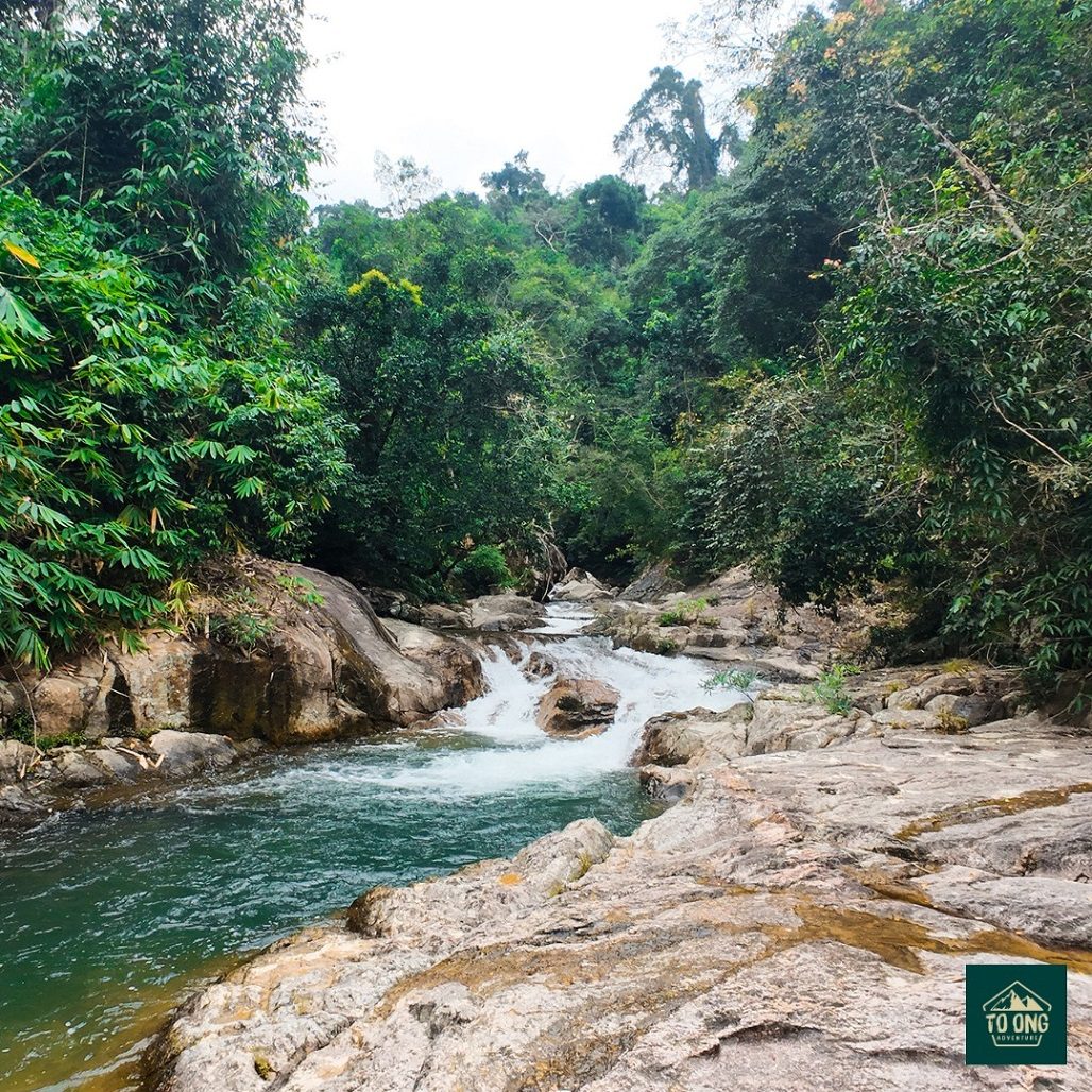 Khám phá đỉnh Hòn Bà Nha Trang