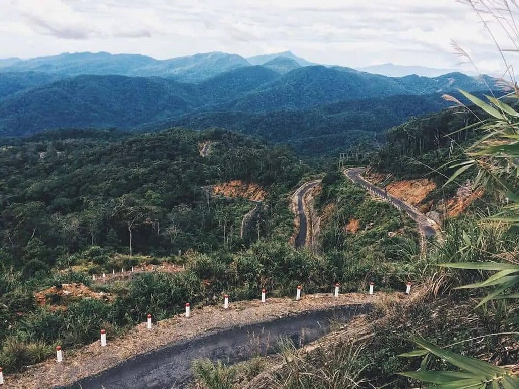 Tận hưởng không gian rừng núi hoang sơ kỳ vĩ