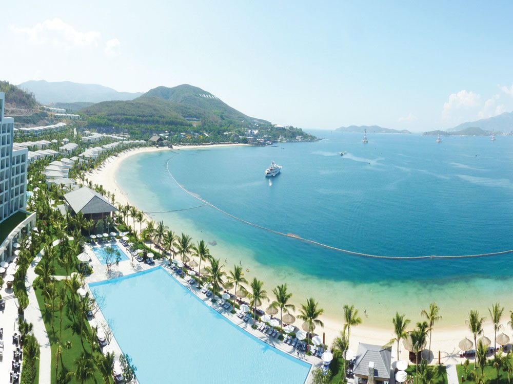 Vịnh Nha Trang - Một trong những vịnh biển đẹp nhất thế giới
