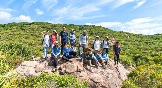 Tổ Ong Adventure team